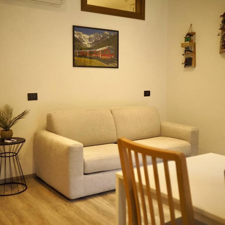 Casa Armida Διαμέρισμα Tirano Εξωτερικό φωτογραφία