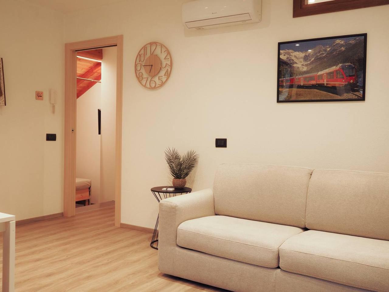 Casa Armida Διαμέρισμα Tirano Εξωτερικό φωτογραφία